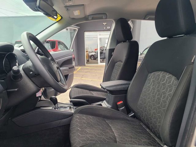 Used 2024 Mitsubishi Outlander Sport ES image 15