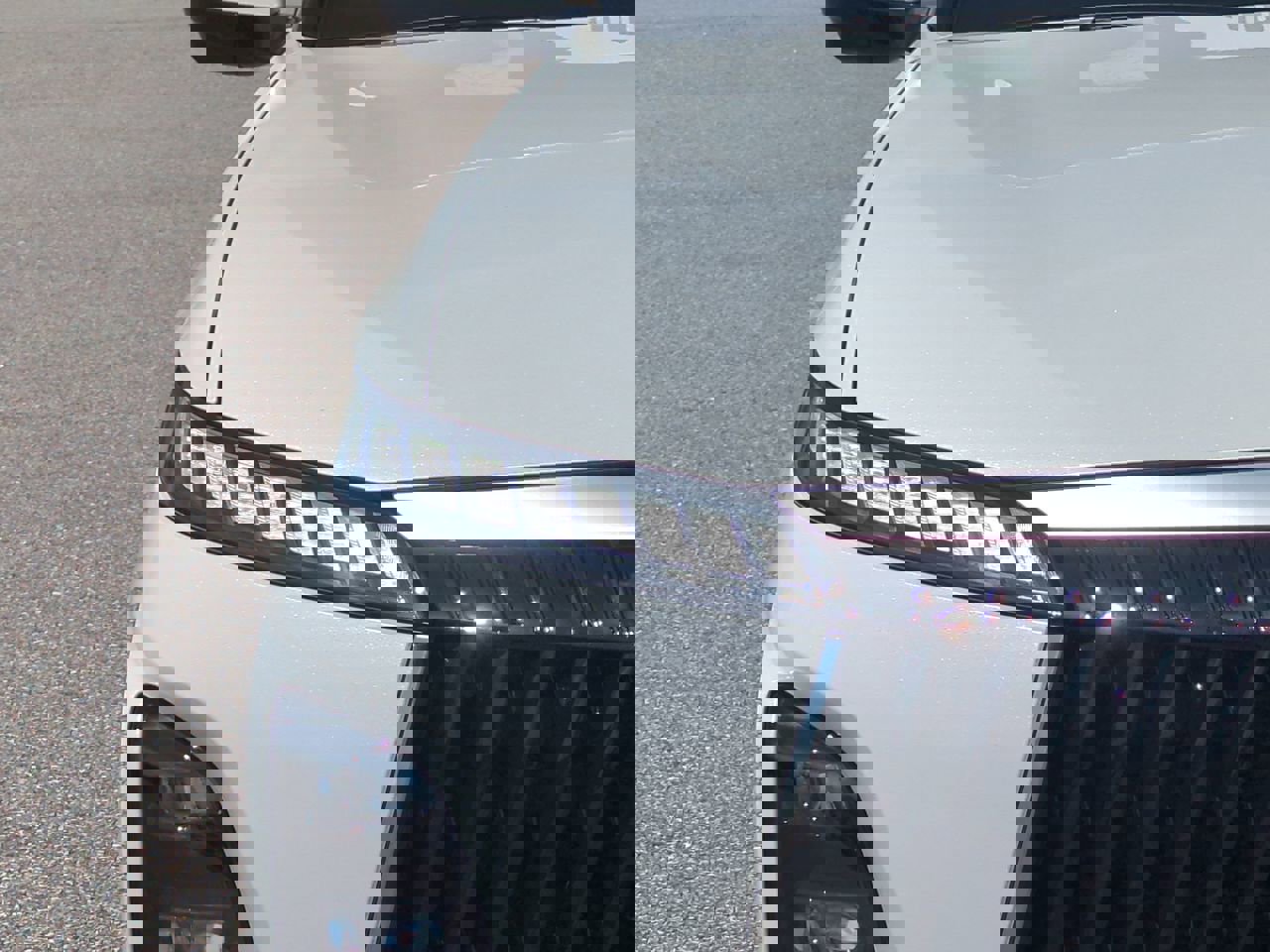 New 2026 INFINITI QX80 Luxe w/ Cargo Package image 10