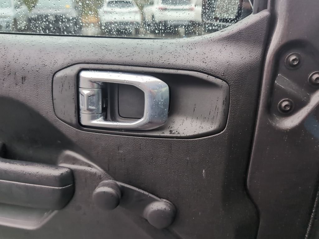 Used 2024 Jeep Gladiator Sport image 26