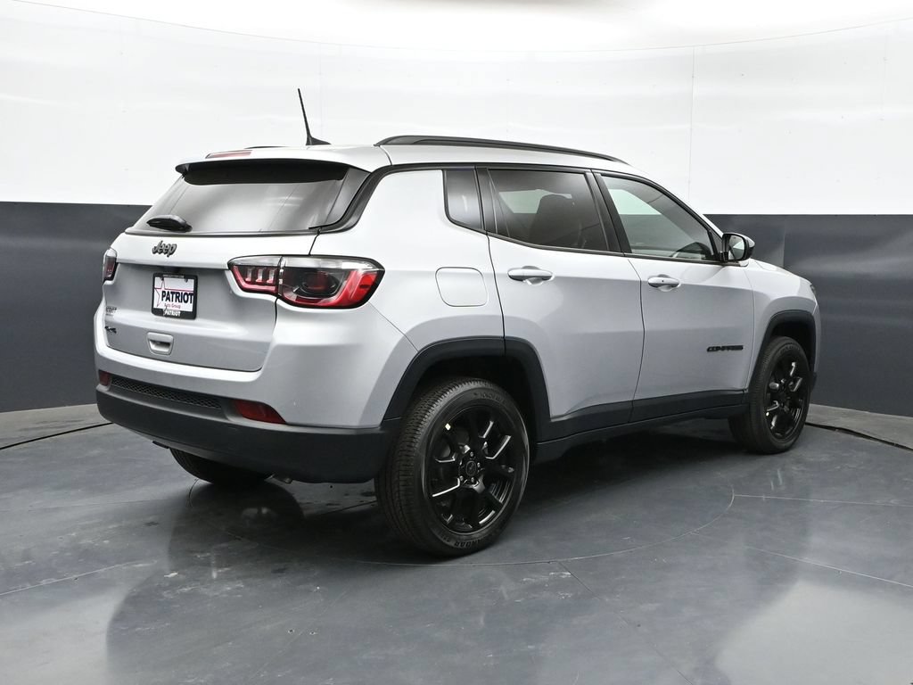 New 2026 Jeep Compass Latitude AWD/4WD image 26
