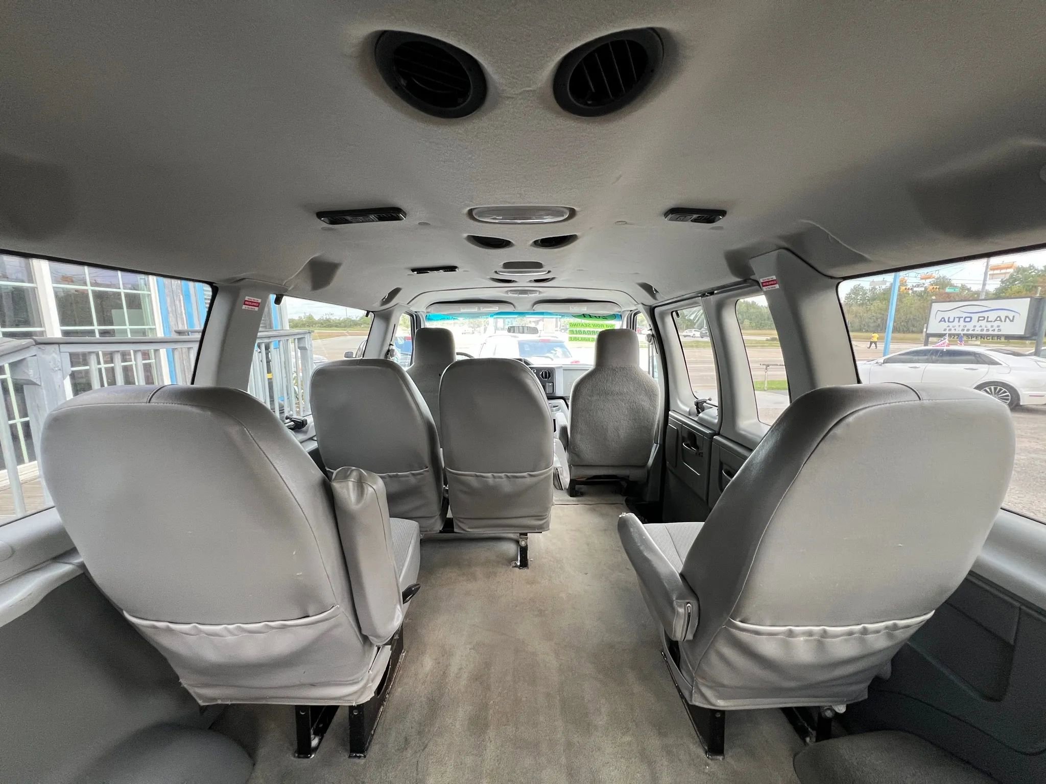 Used 2011 Ford E-150 and Econoline 150 image 15