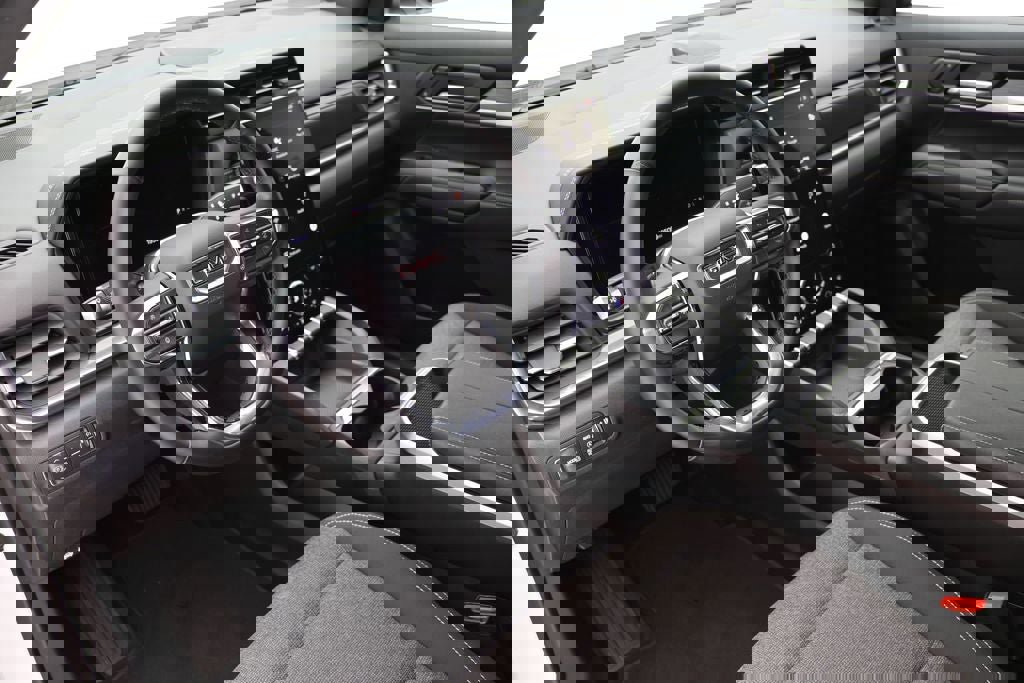 Used 2025 GMC Terrain Elevation image 14