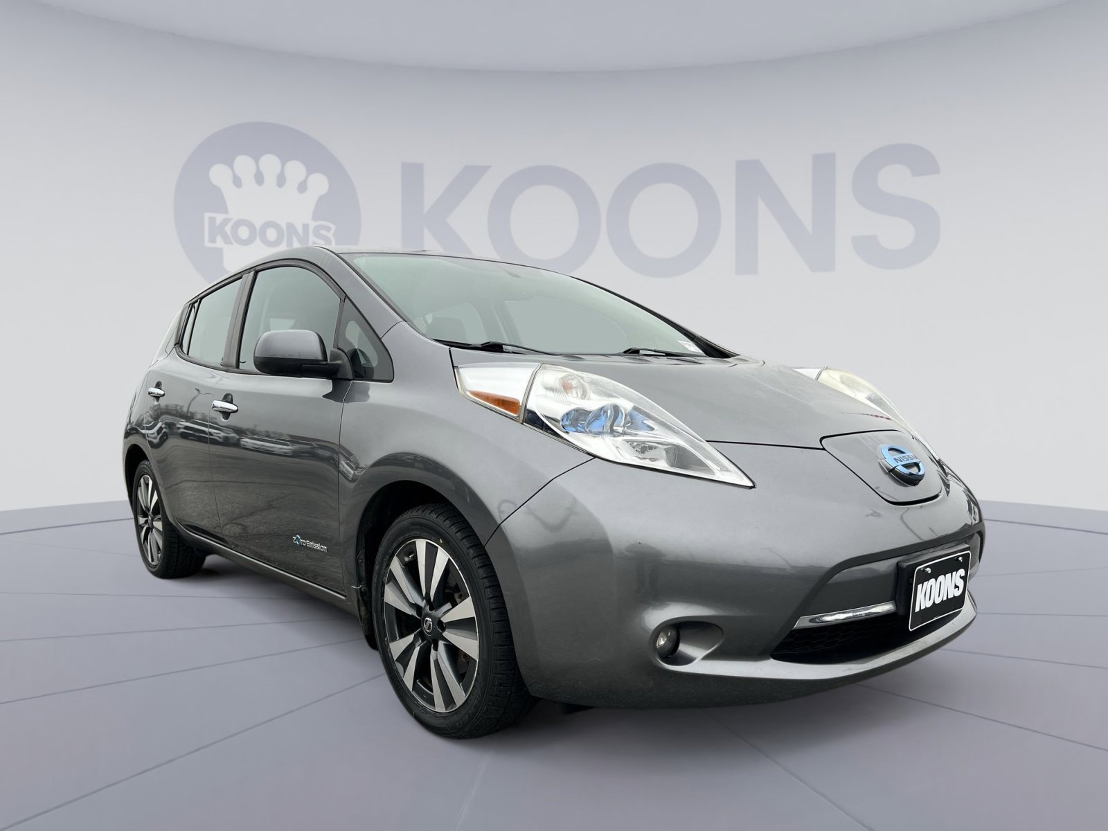 Used 2016 Nissan Leaf SL w/ Premium Package image 10