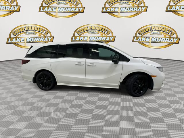 Used 2024 Honda Odyssey Sport image 3