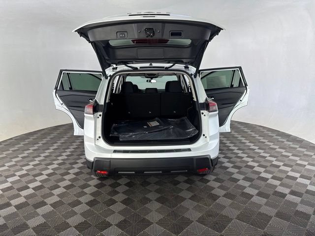 New 2026 Nissan Rogue SV AWD/4WD image 15