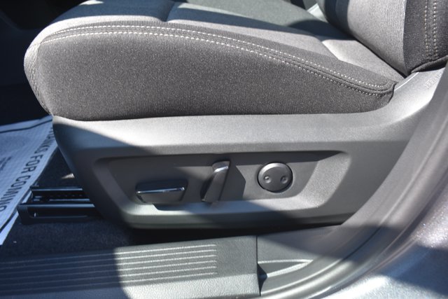New 2026 Nissan Rogue SV AWD/4WD image 12