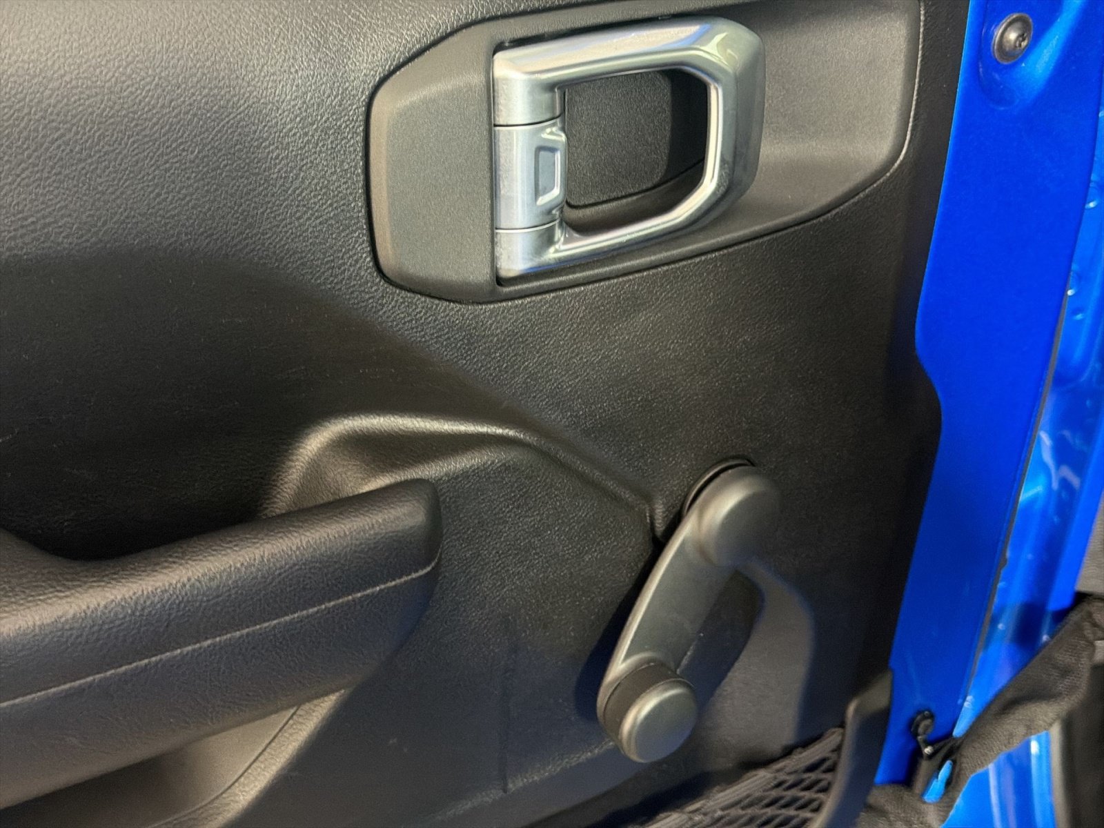 Used 2024 Jeep Wrangler Unlimited Sport AWD/4WD image 15
