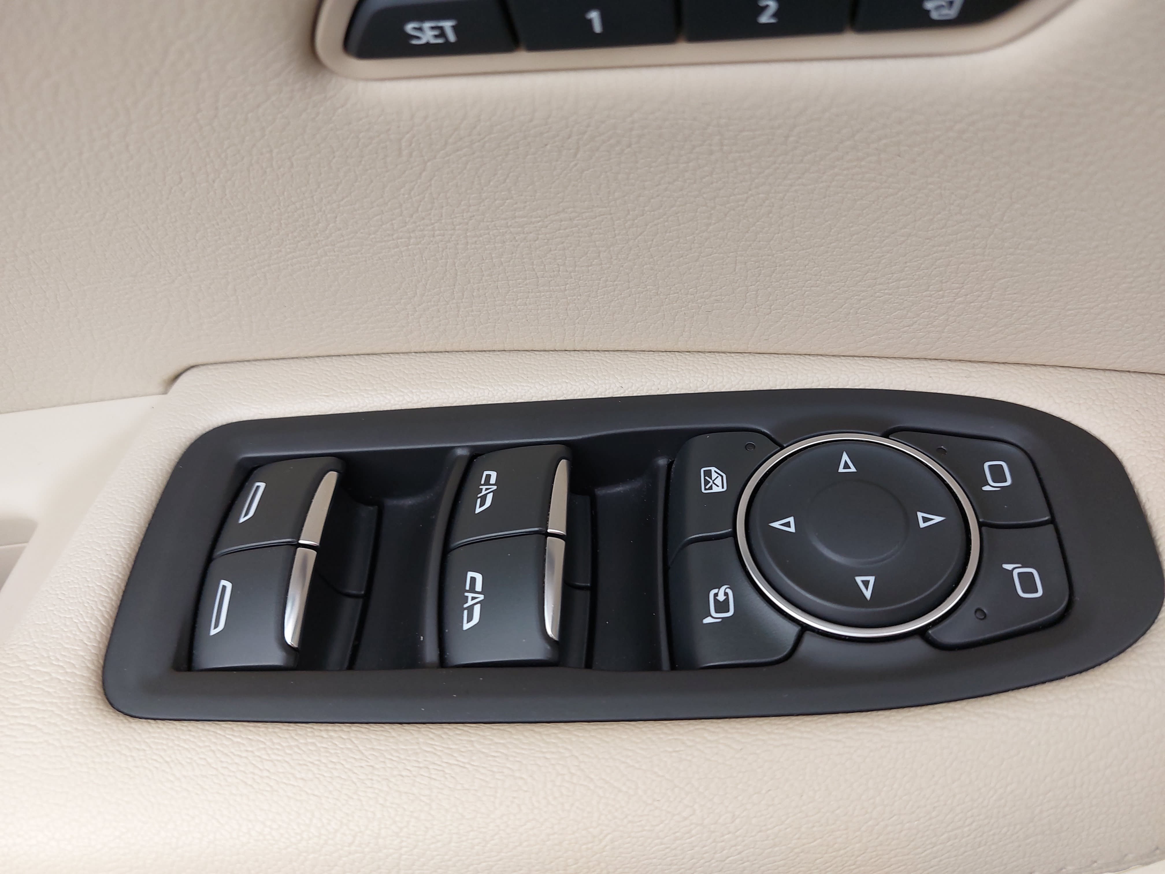 Used 2019 Cadillac XT5 Luxury AWD/4WD image 30