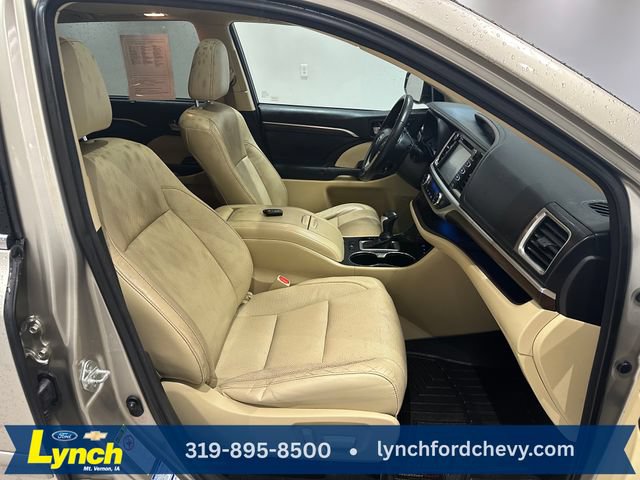 Used 2015 Toyota Highlander Limited AWD/4WD image 7