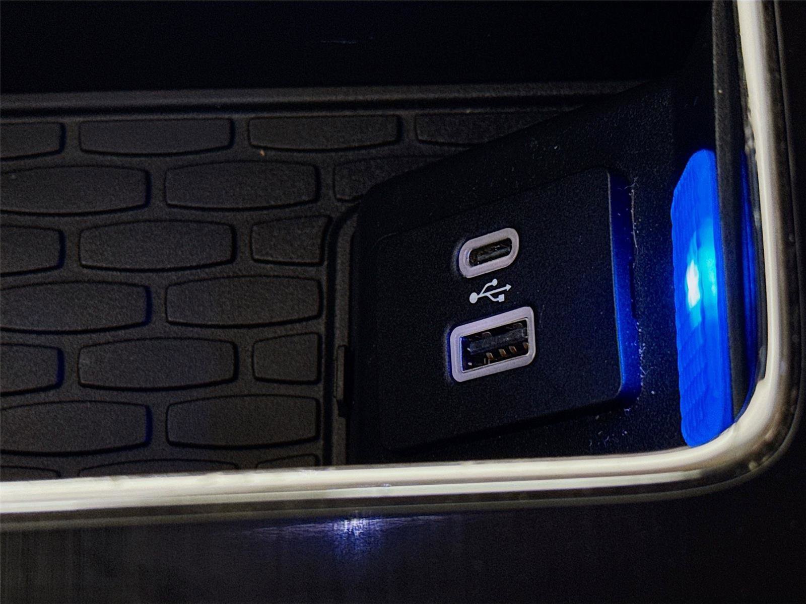 Used 2021 Lincoln Aviator Reserve w/ Equipment Group 202A image 16