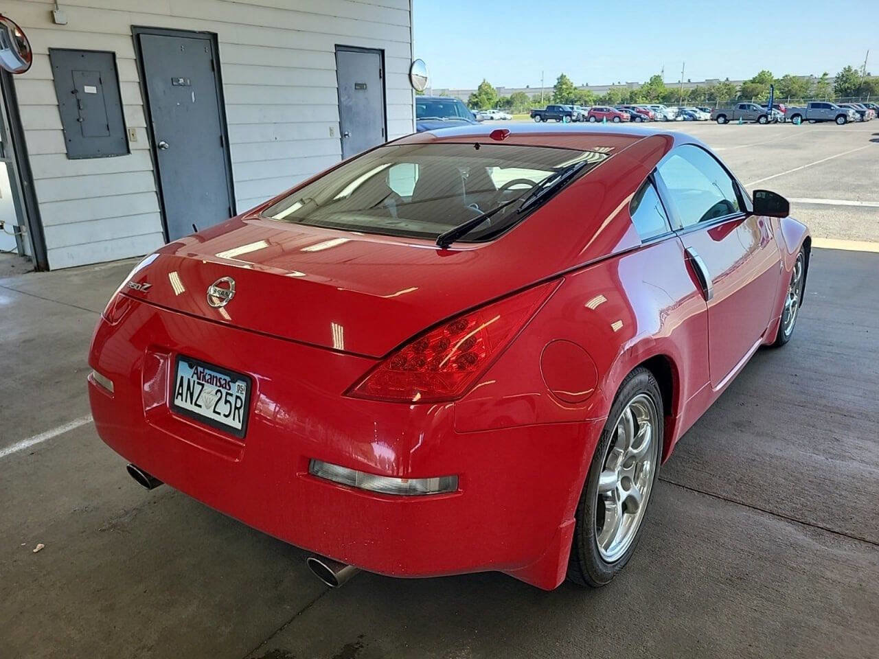 Used 2008 Nissan 350Z Touring w/ Cargo Convenience Pkg RWD image 2