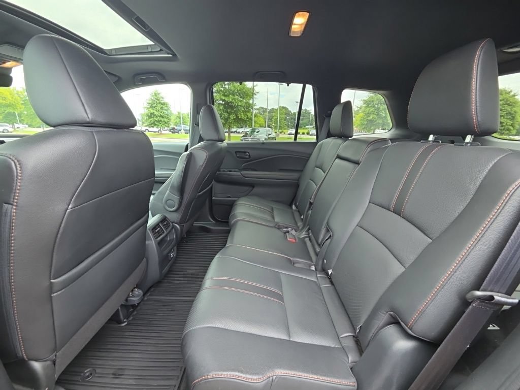 Used 2022 Honda Passport TrailSport image 11