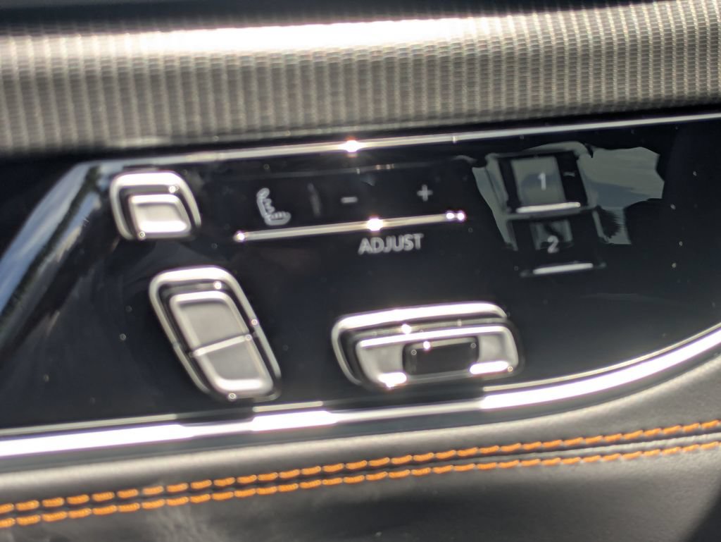 New 2026 Jeep Grand Wagoneer L Summit AWD/4WD image 21