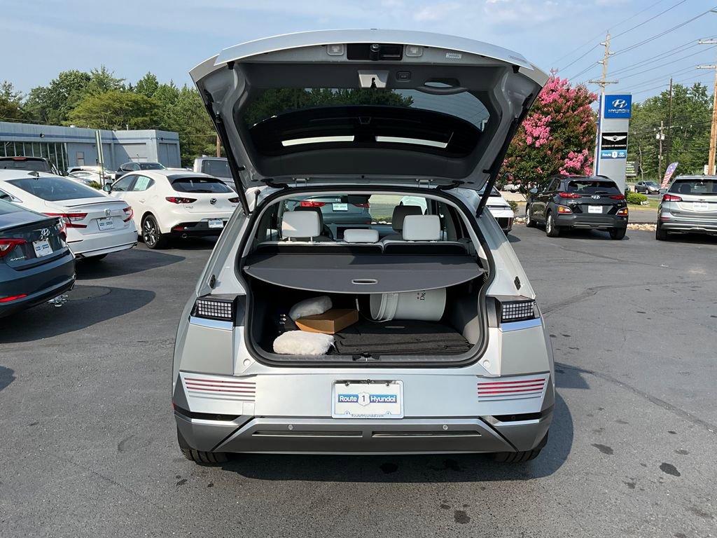 Used 2024 Hyundai Ioniq 5 Limited image 12