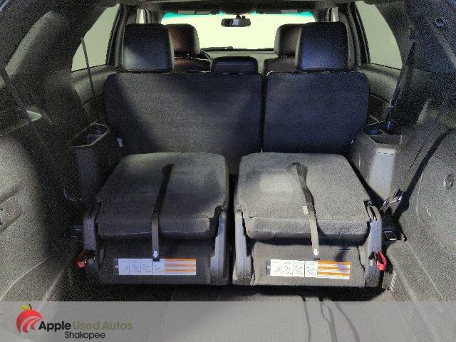 Used 2014 Ford Explorer XLT w/ Equipment Group 202A AWD/4WD image 10