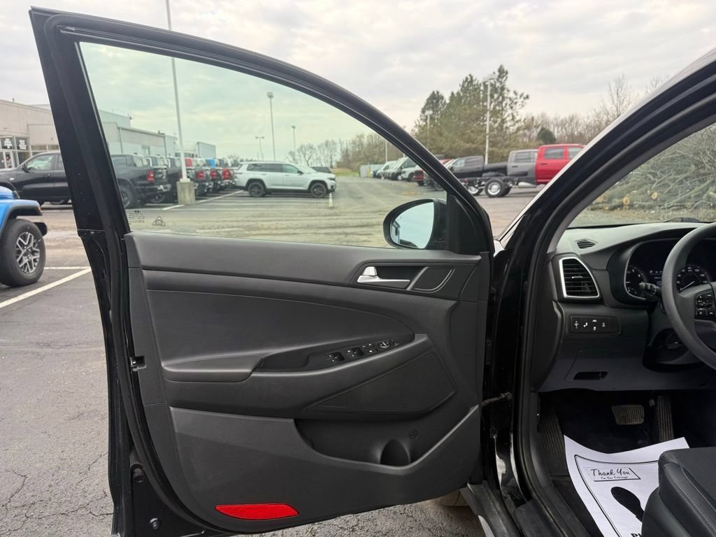 Used 2020 Hyundai Tucson SEL w/ Cargo Package AWD/4WD image 13