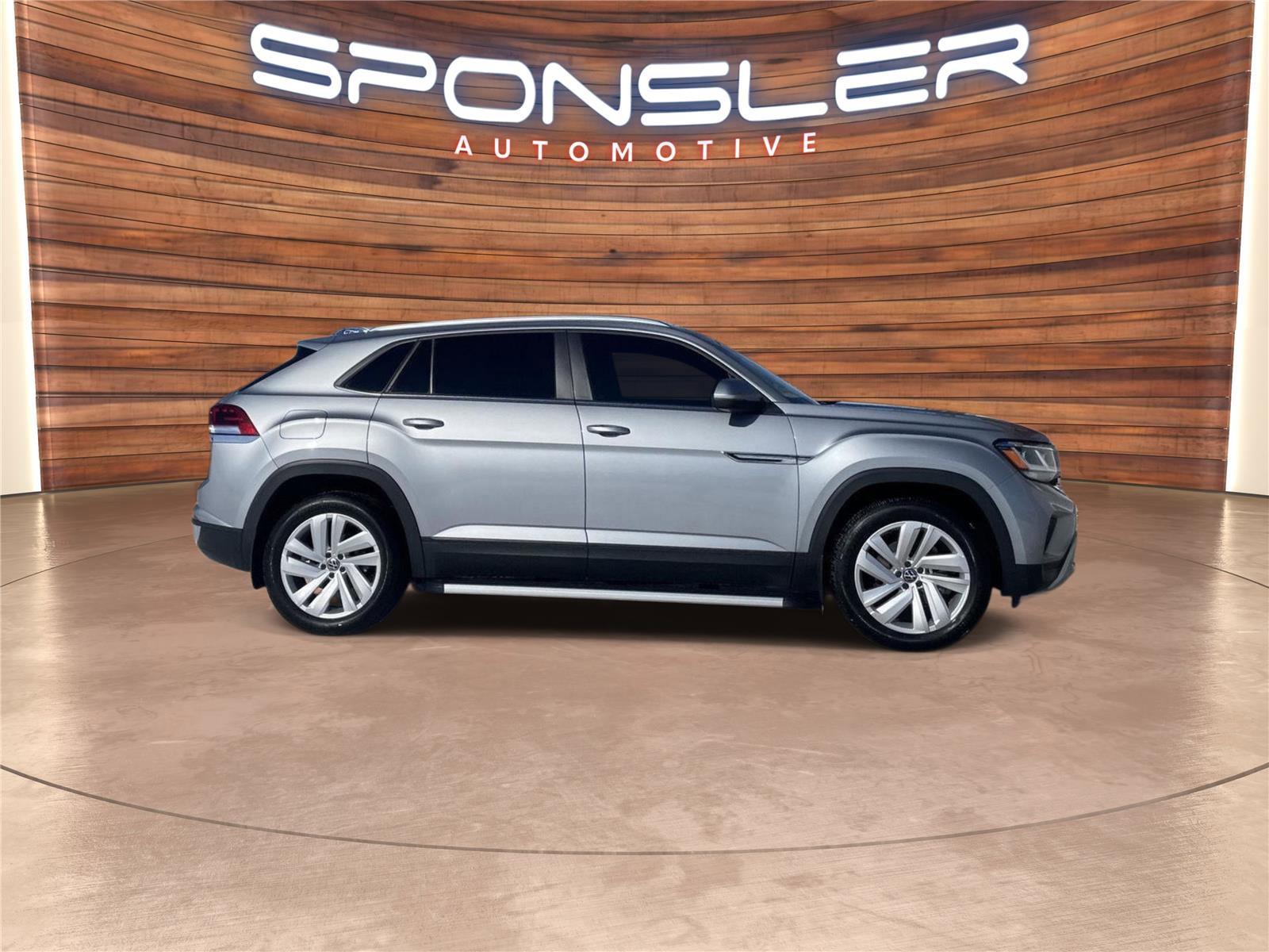 Used 2023 Volkswagen Atlas Cross Sport SE AWD/4WD image 8
