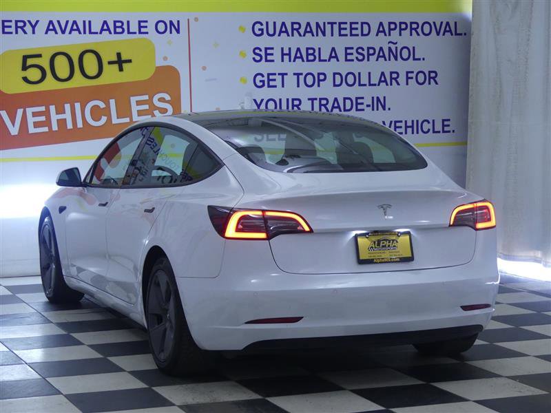 Used 2021 Tesla Model 3 Standard Range Plus image 4