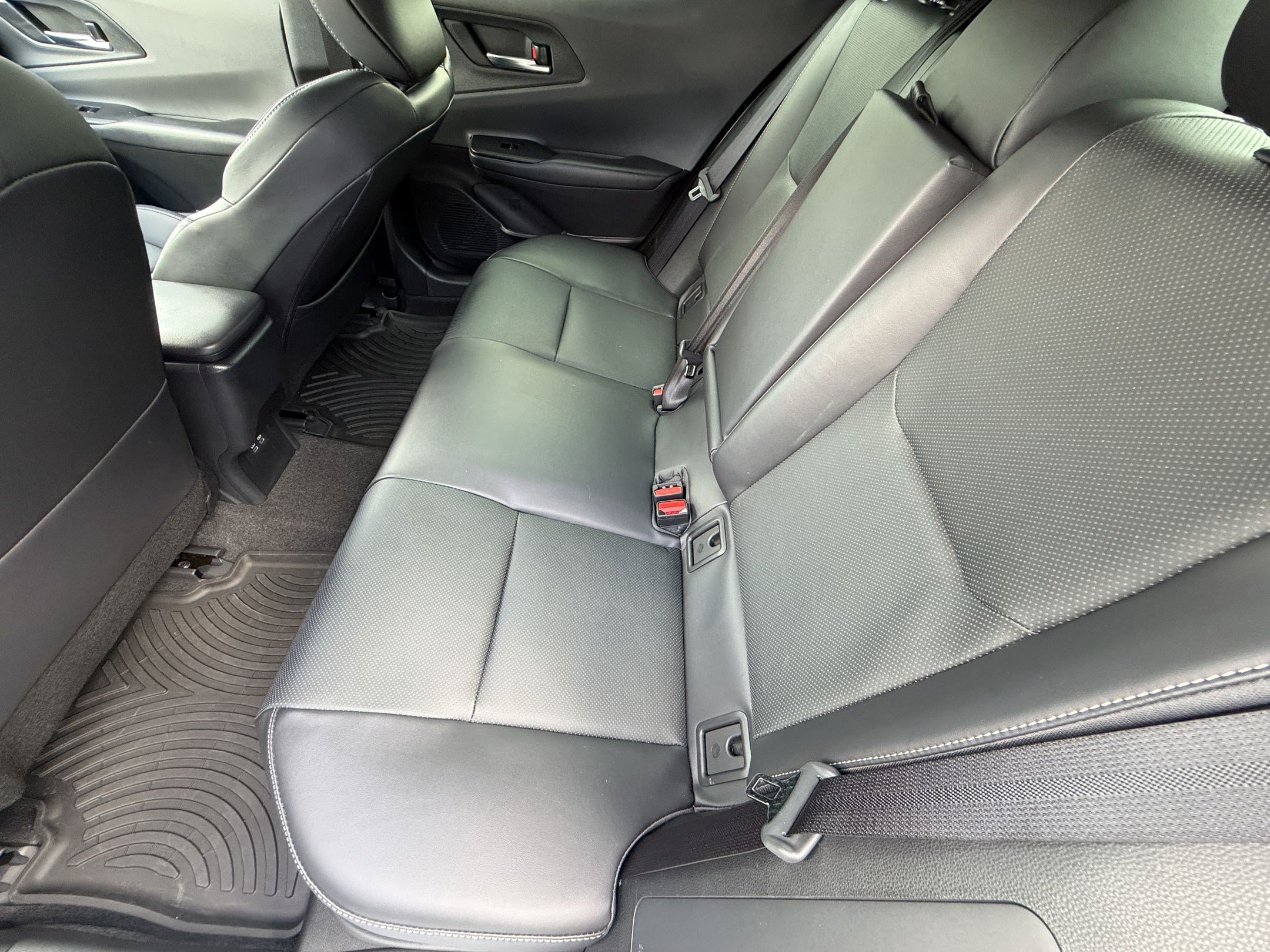 Used 2024 Toyota Prius Limited FWD image 24