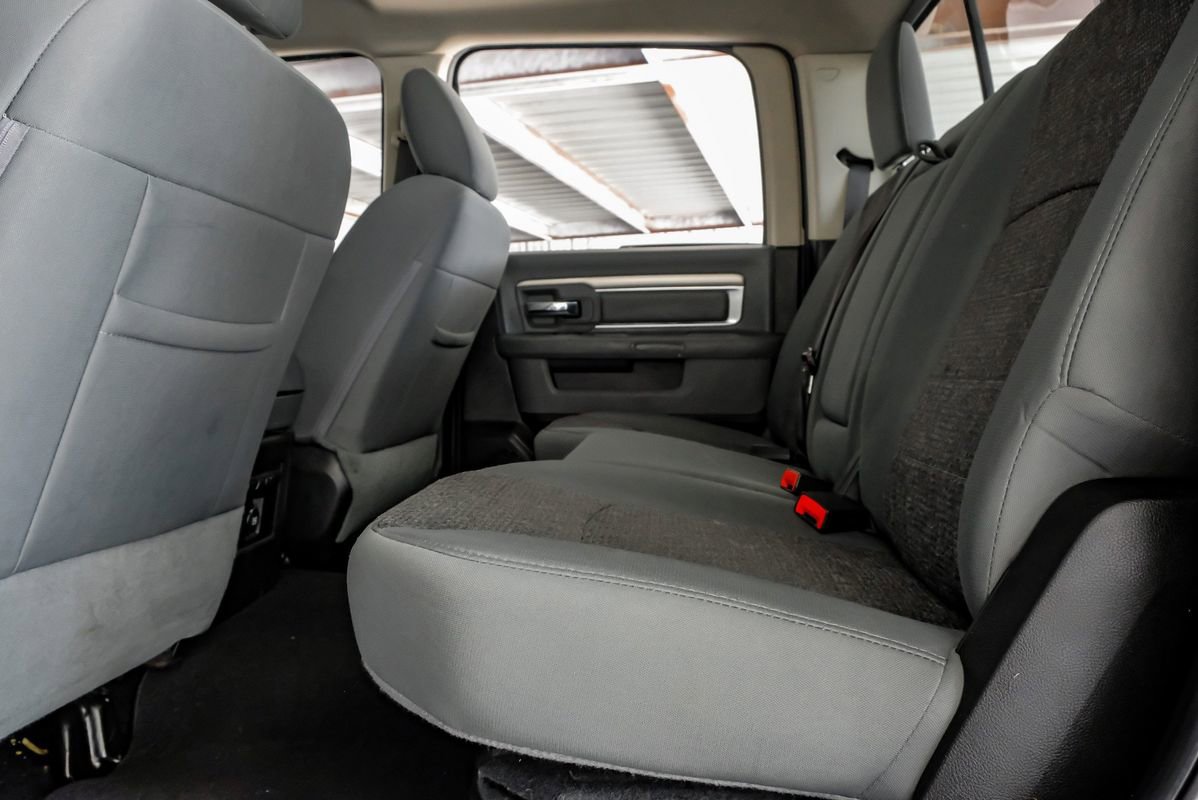 Used 2018 RAM 1500 Big Horn AWD/4WD image 36