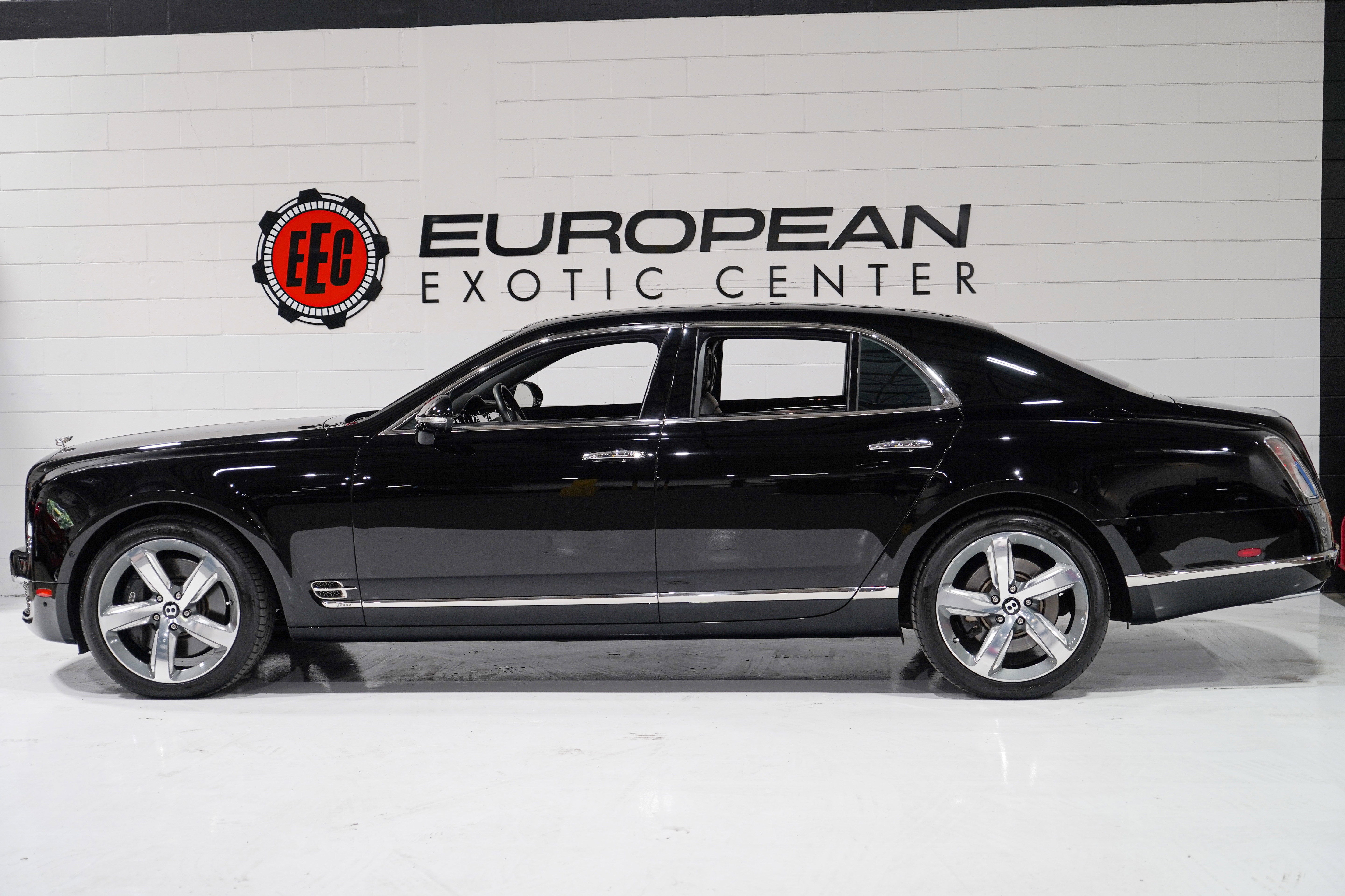 Used 2016 Bentley Mulsanne Speed RWD image 7