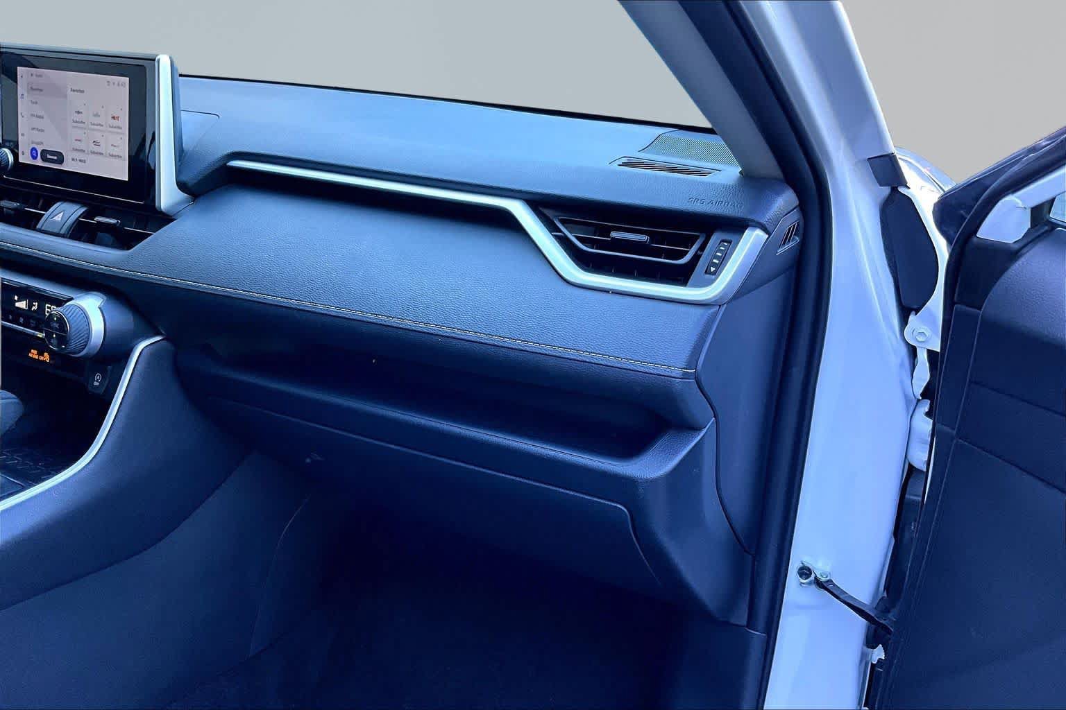Certified 2025 Toyota RAV4 XLE AWD/4WD image 19
