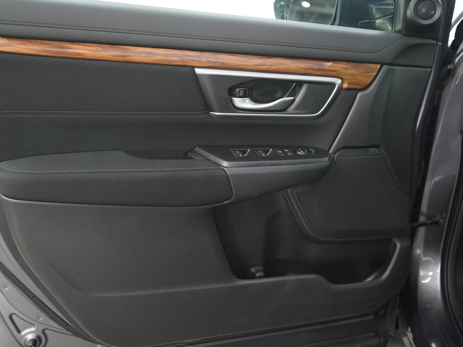 Used 2021 Honda CR-V EX image 18