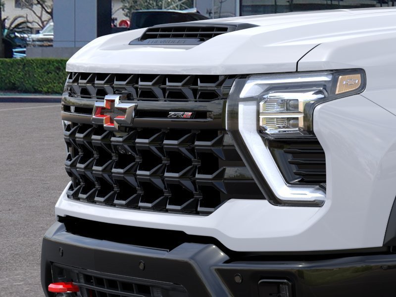 New 2026 Chevrolet Silverado 2500 ZR2 AWD/4WD image 13