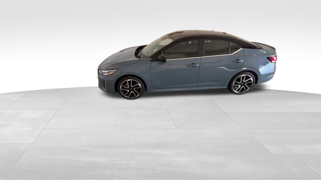 Certified 2024 Nissan Sentra SR w/ SR Premium Package image 2