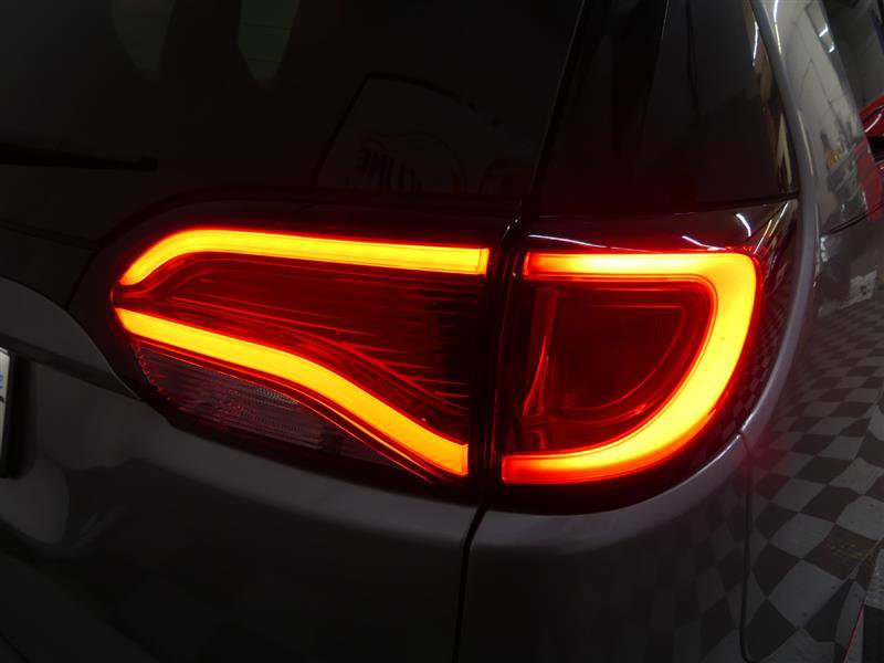 Used 2017 Chrysler Pacifica Touring-L Plus image 16