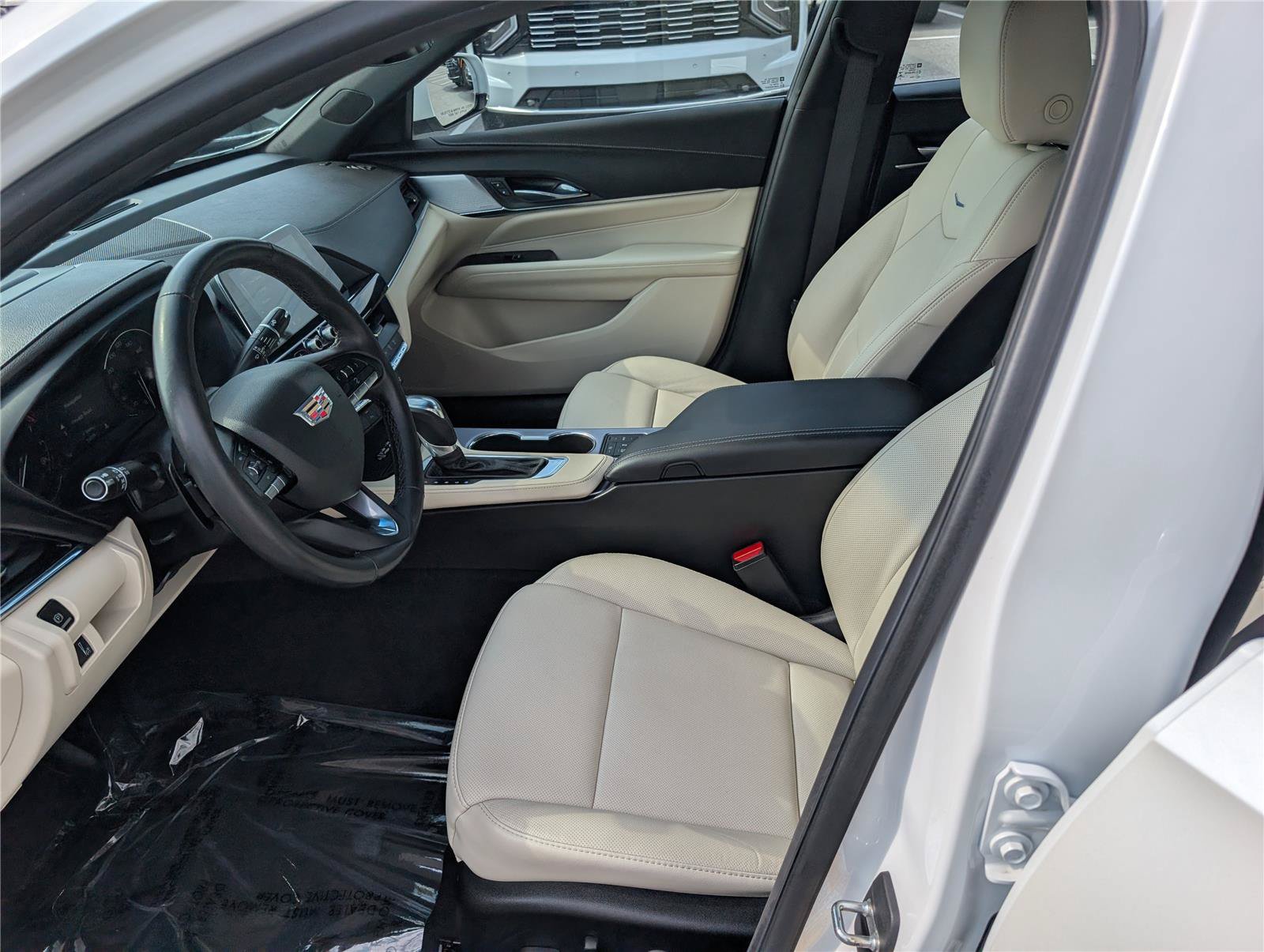 Used 2023 Cadillac CT4 Premium Luxury RWD image 14