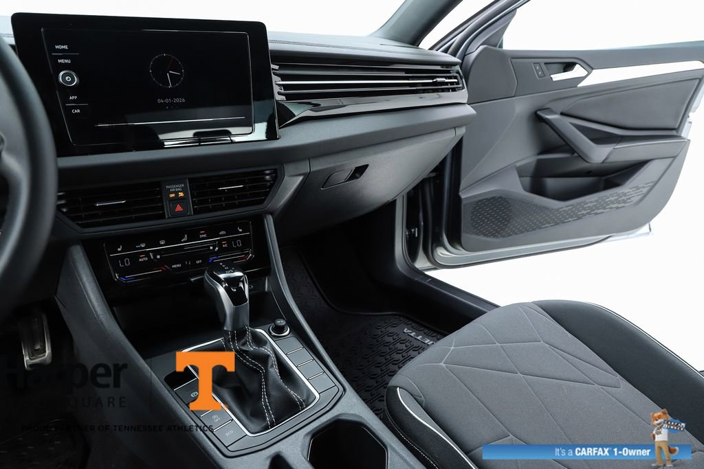 Used 2025 Volkswagen Jetta Sport image 59
