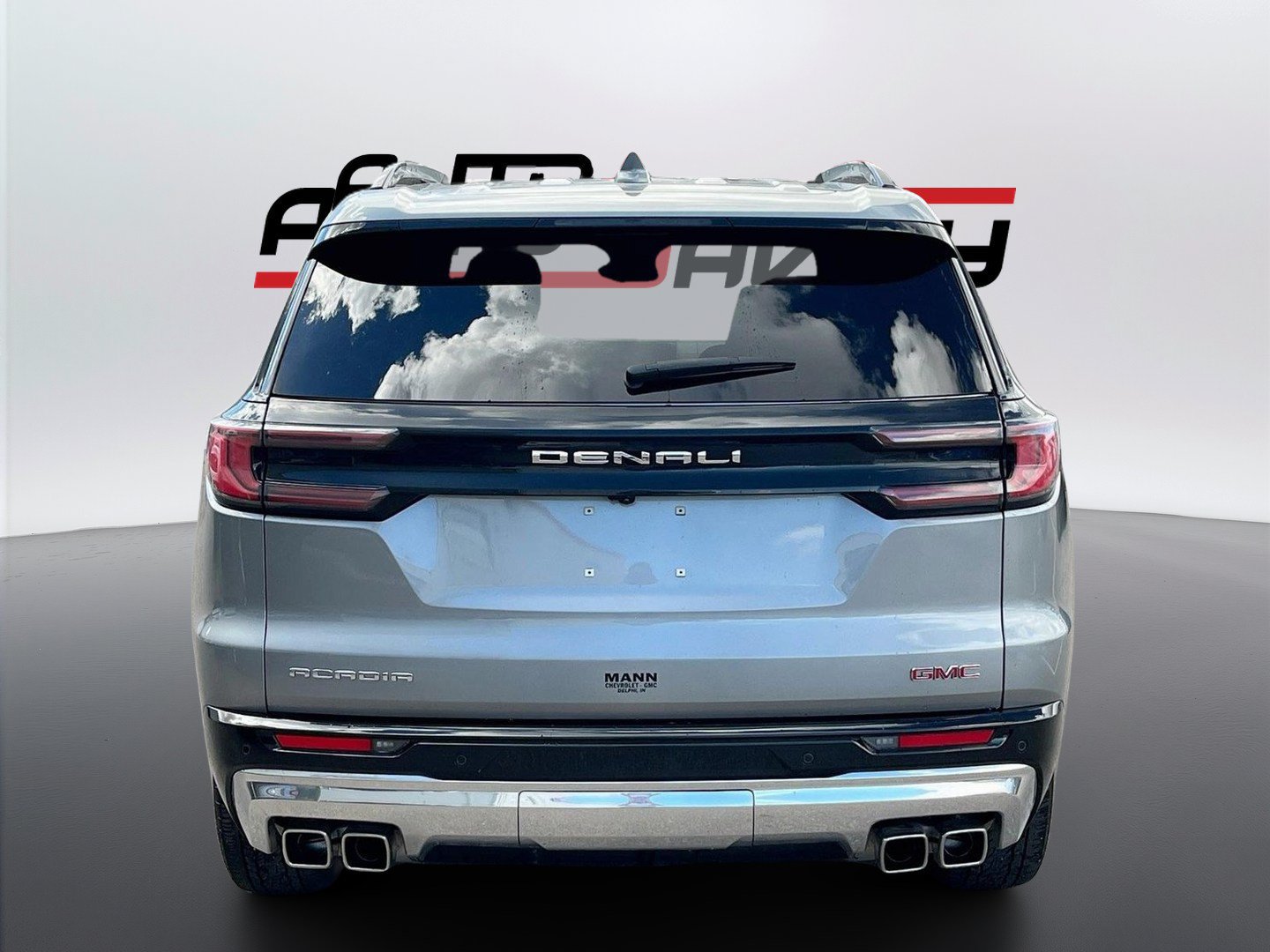 Used 2024 GMC Acadia Denali FWD image 6