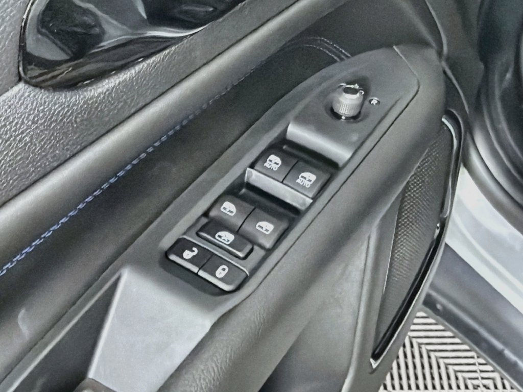 New 2026 Jeep Compass Latitude AWD/4WD image 17