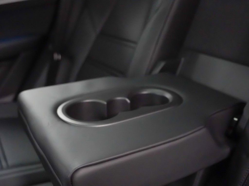 New 2026 Porsche Cayenne S image 19