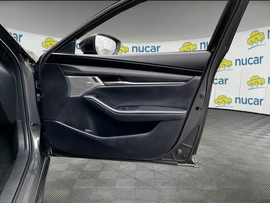 Used 2019 MAZDA MAZDA3 Hatchback w/ Premium Package FWD image 26