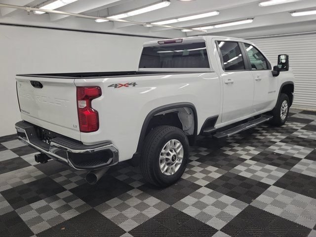 Used 2025 Chevrolet Silverado 2500 LT w/ Convenience Package AWD/4WD image 6