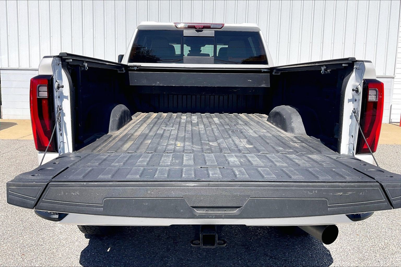 Used 2024 GMC Sierra 2500 Denali w/ Denali Reserve Package AWD/4WD image 40
