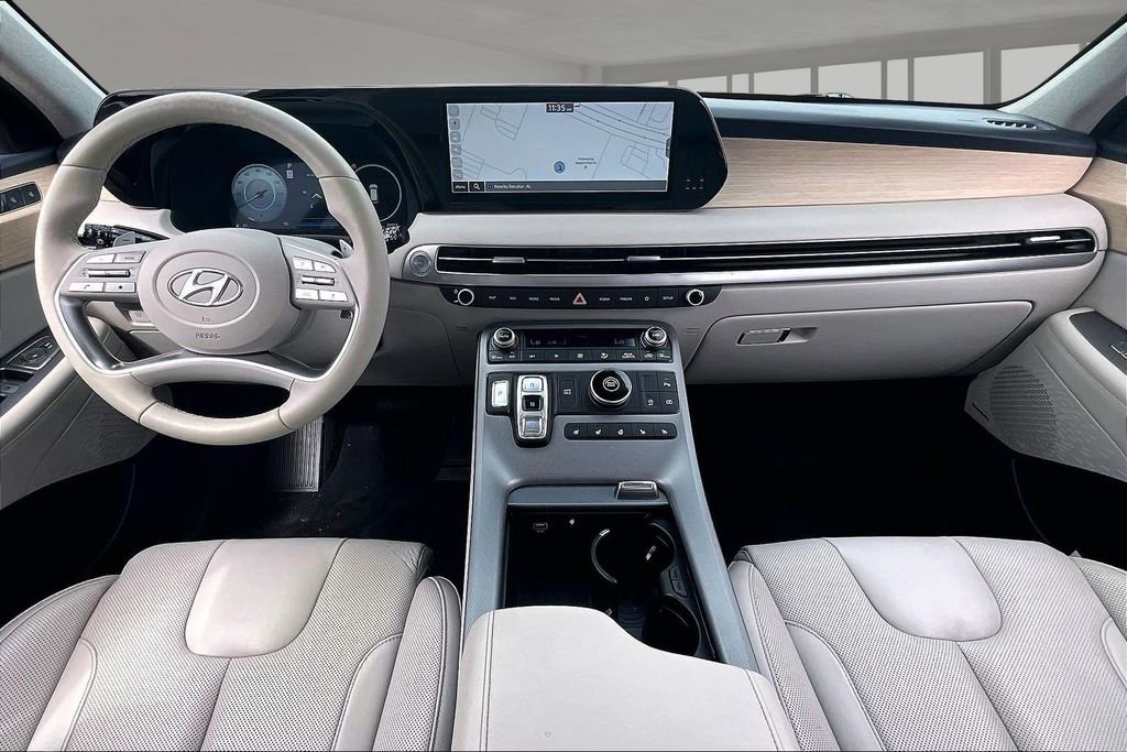 Used 2023 Hyundai Palisade Limited image 7