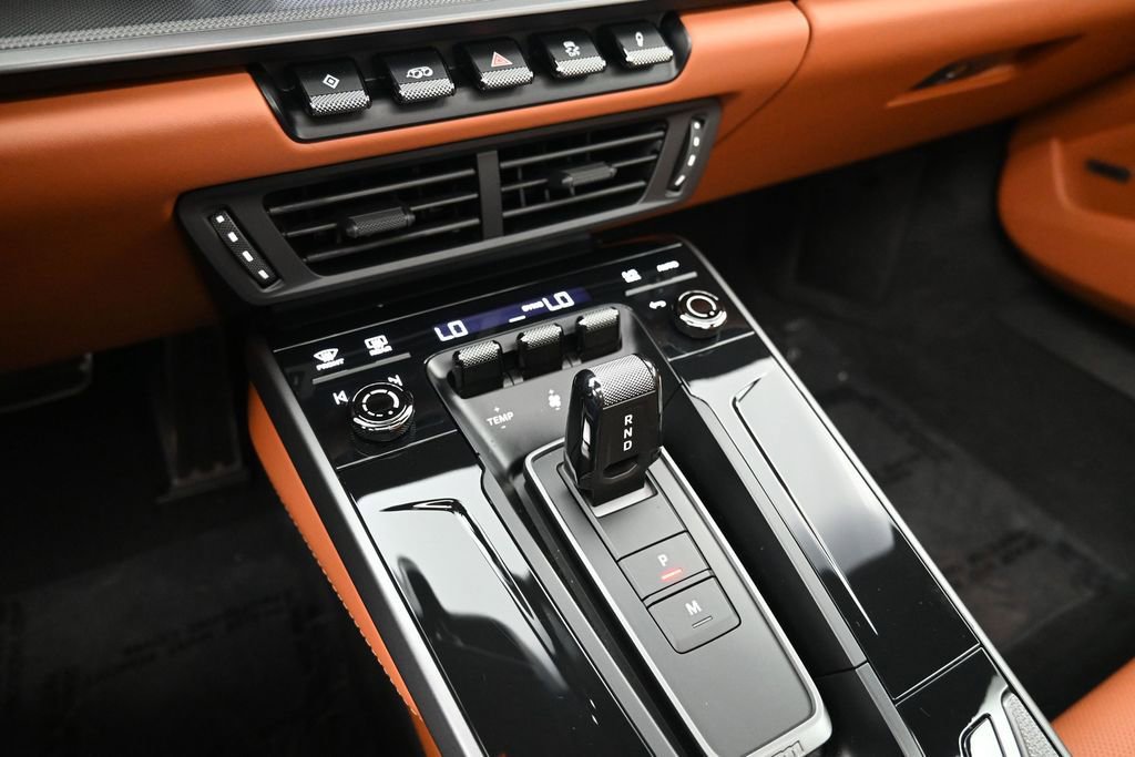 Certified 2025 Porsche 911 Carrera RWD image 12