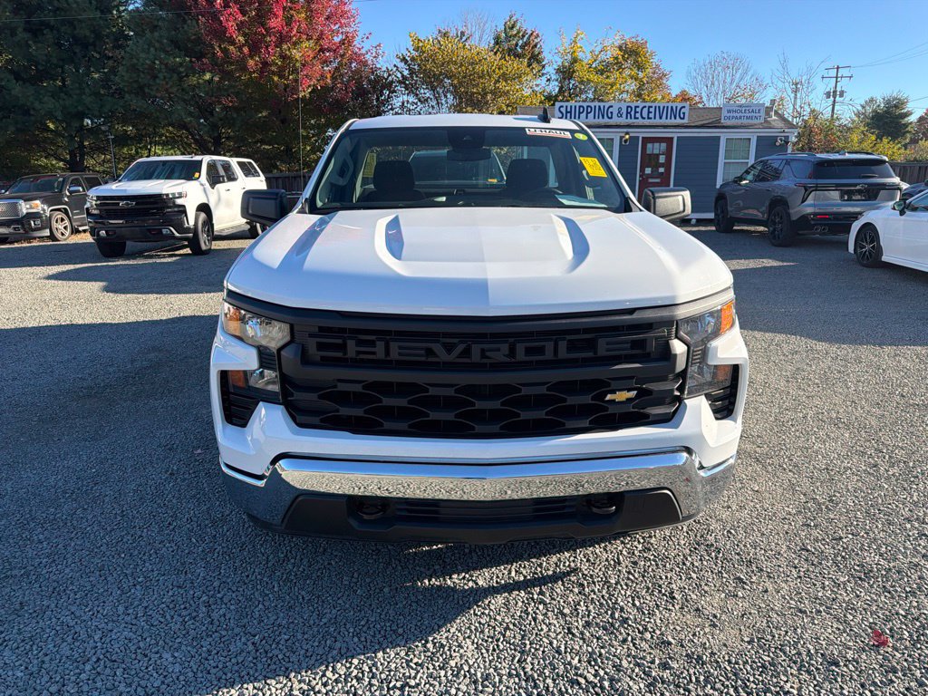 Used 2025 Chevrolet Silverado 1500 W/T RWD image 2