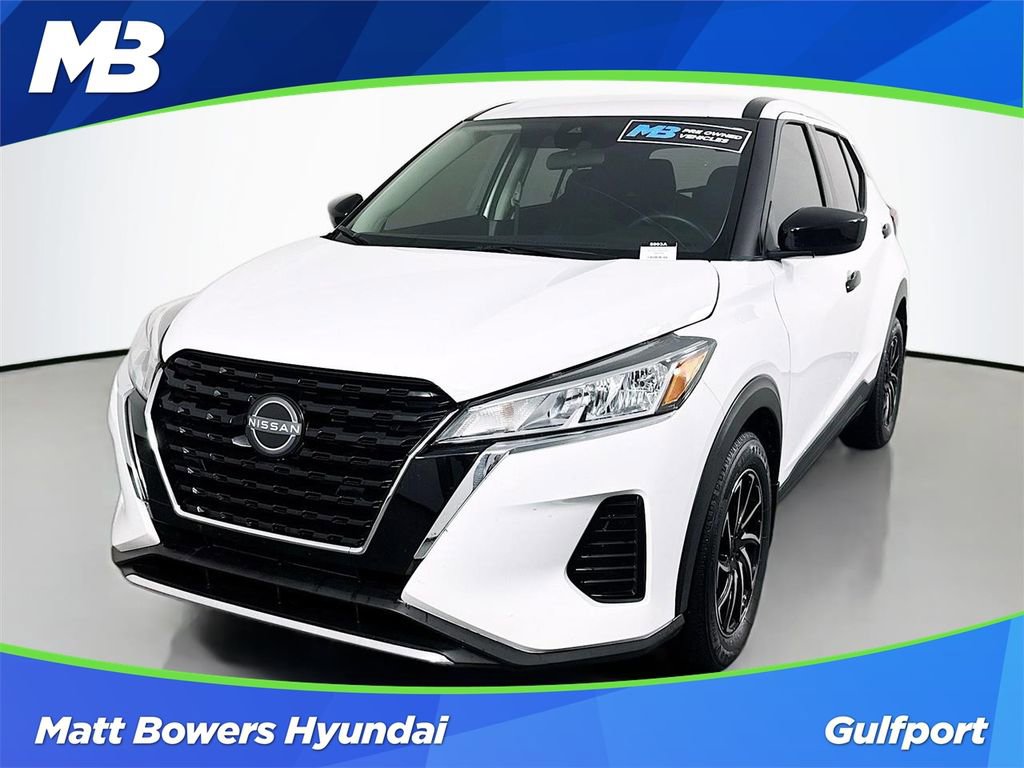 Used 2024 Nissan Kicks S FWD image 1