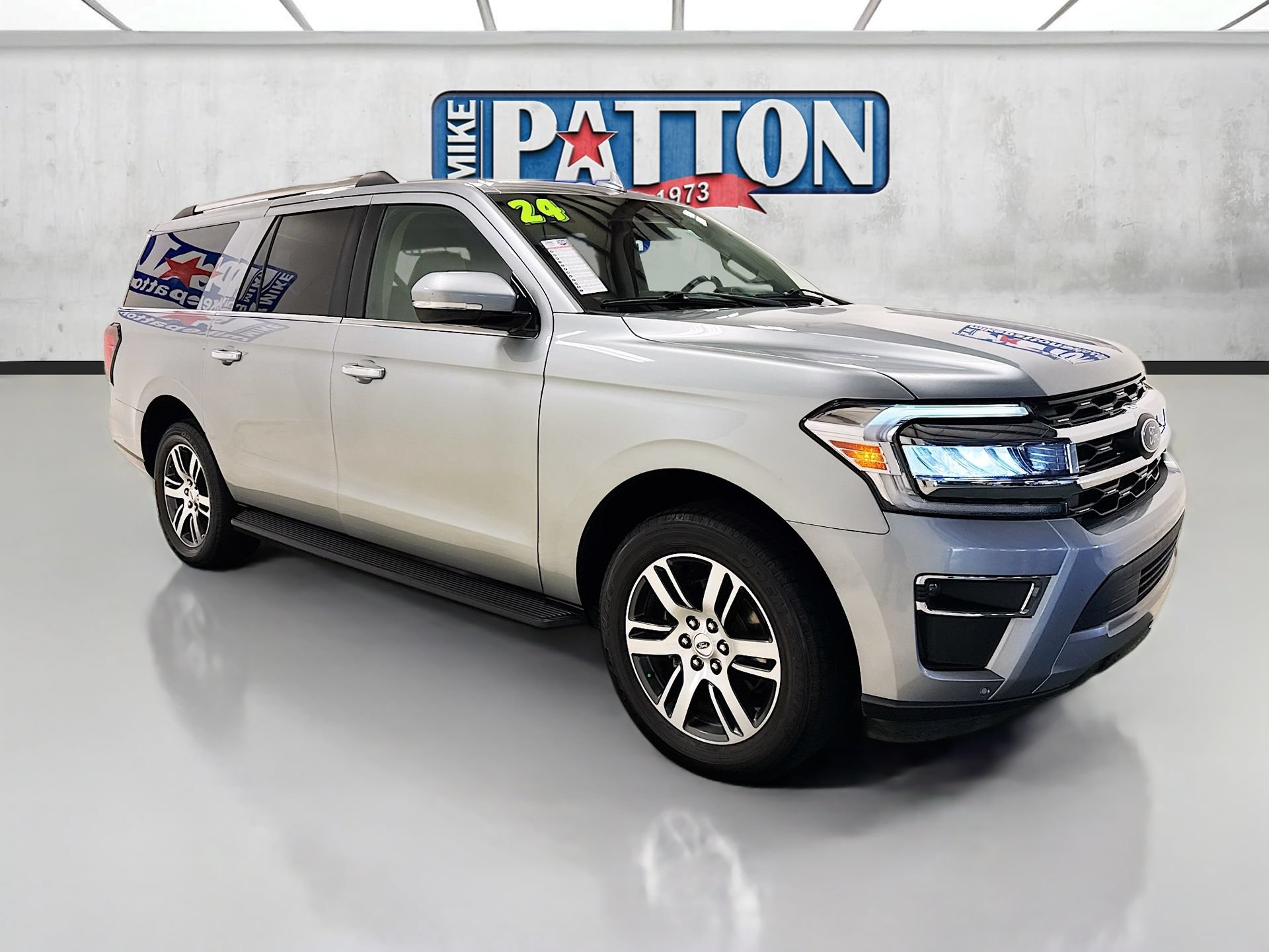 Used 2024 Ford Expedition Max Limited AWD/4WD image 1