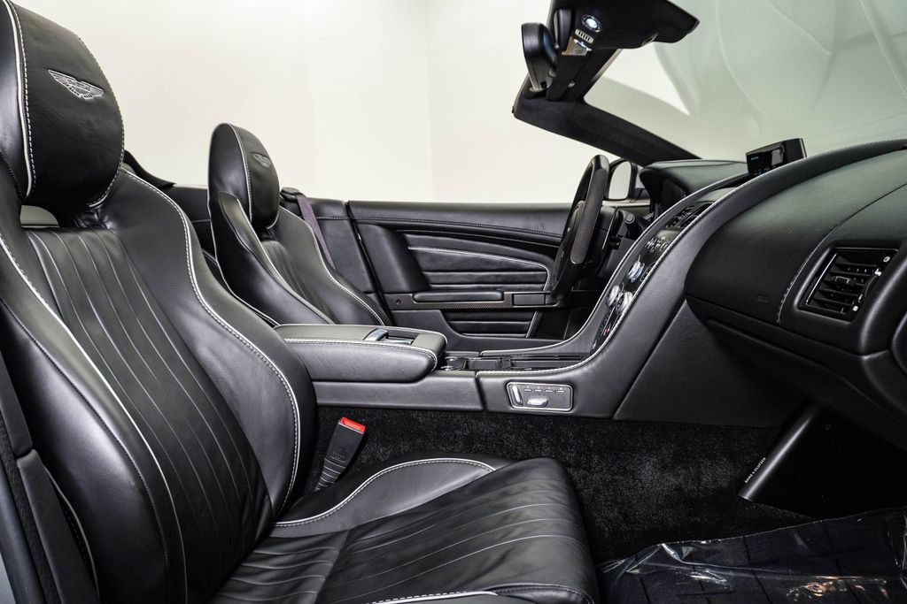 Used 2016 Aston Martin DB9 GT RWD image 20