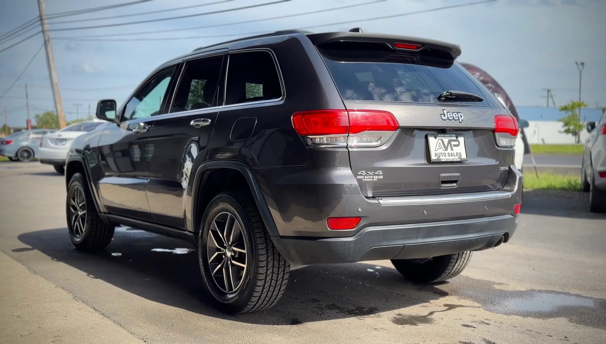 Used 2018 Jeep Grand Cherokee Limited AWD/4WD image 4
