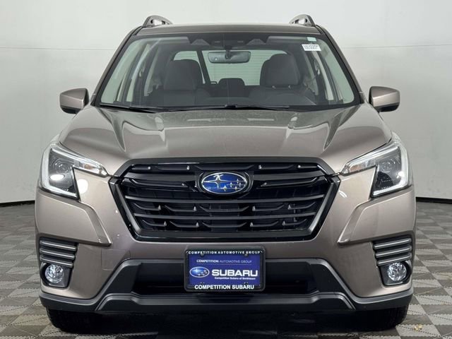 Used 2023 Subaru Forester Premium AWD/4WD image 6