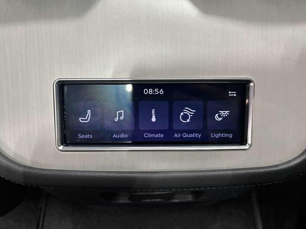 Certified 2026 Lincoln Navigator Reserve AWD/4WD image 28