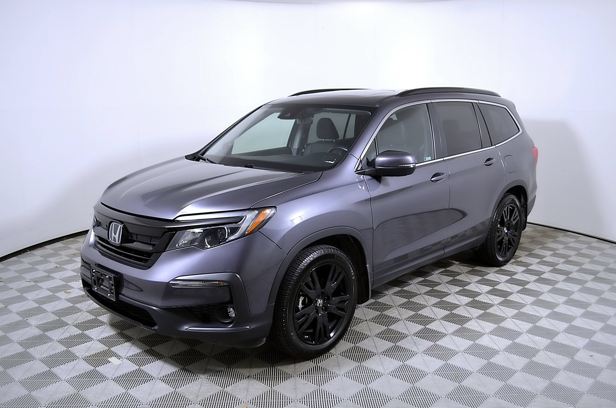 Used 2021 Honda Pilot Special Edition image 3