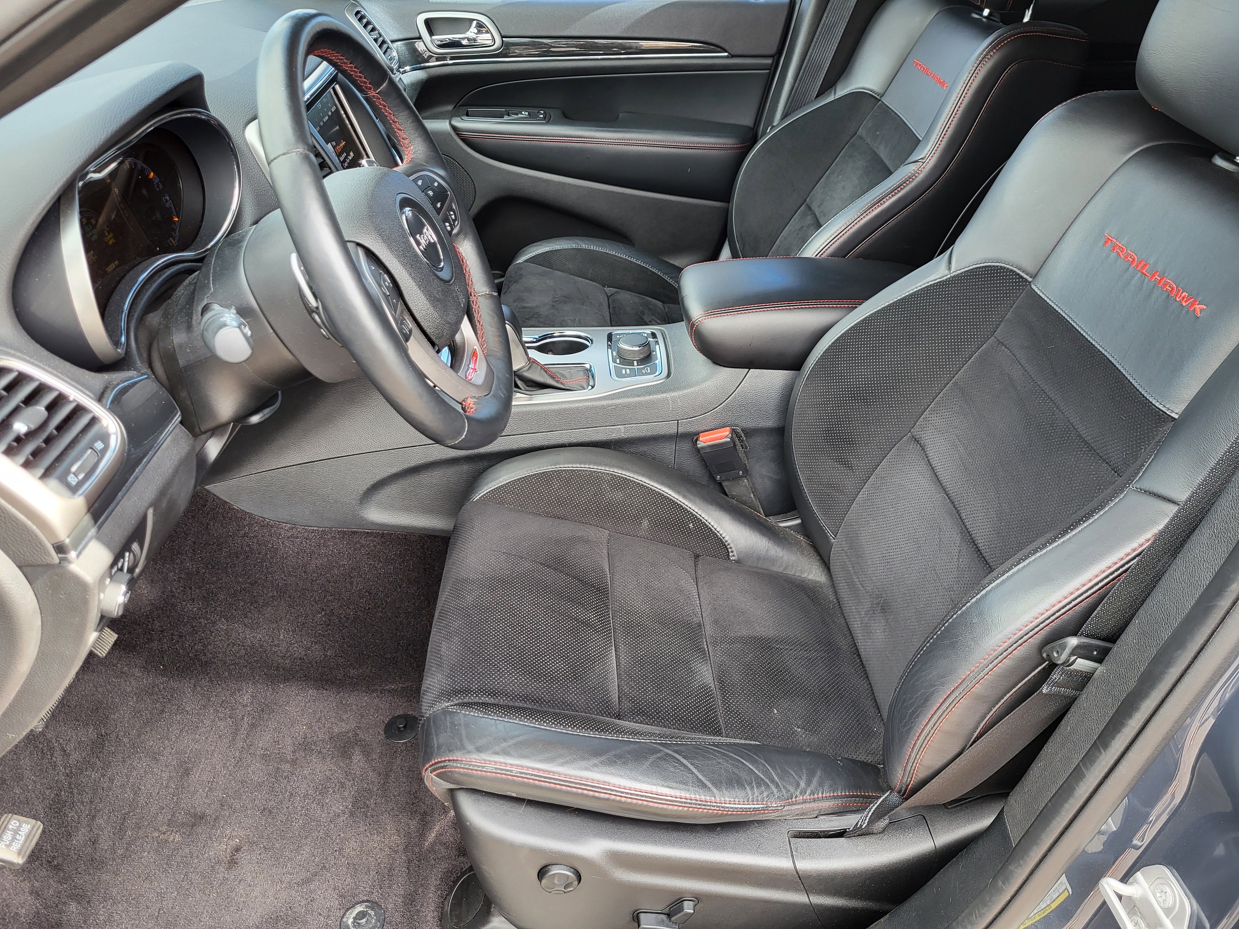 Used 2018 Jeep Grand Cherokee Trailhawk image 8