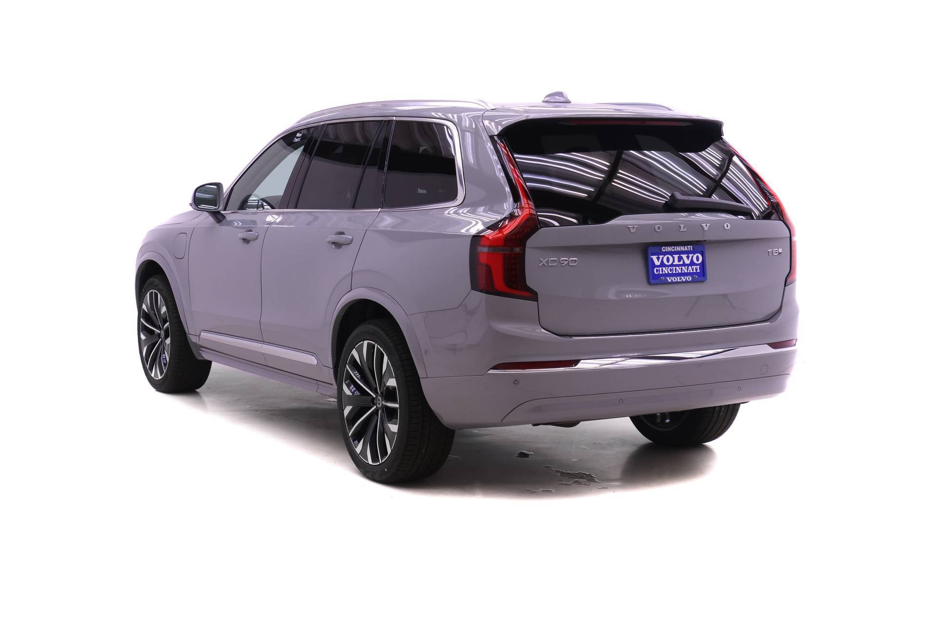 New 2026 Volvo XC90 T8 Ultra w/ Protection Package Premier AWD/4WD image 5